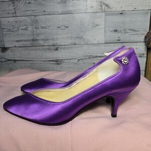 Vtg 80's Purple Satin Pumps